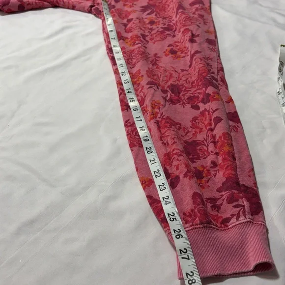 Old navy floral sweat set size small and medium - Picture 5 of 10